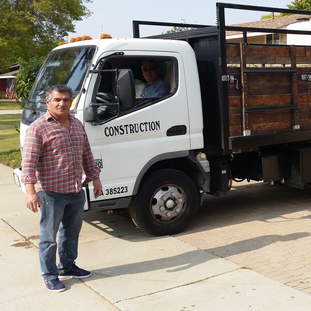 ray construction truck square web hd 1200